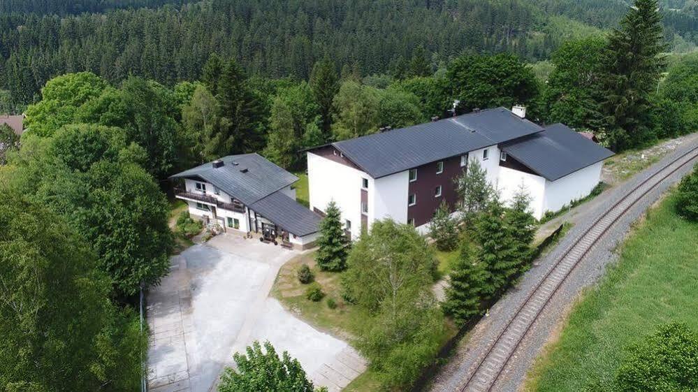 Penzion Havelka Apartmany Zelezna Ruda Ngoại thất bức ảnh